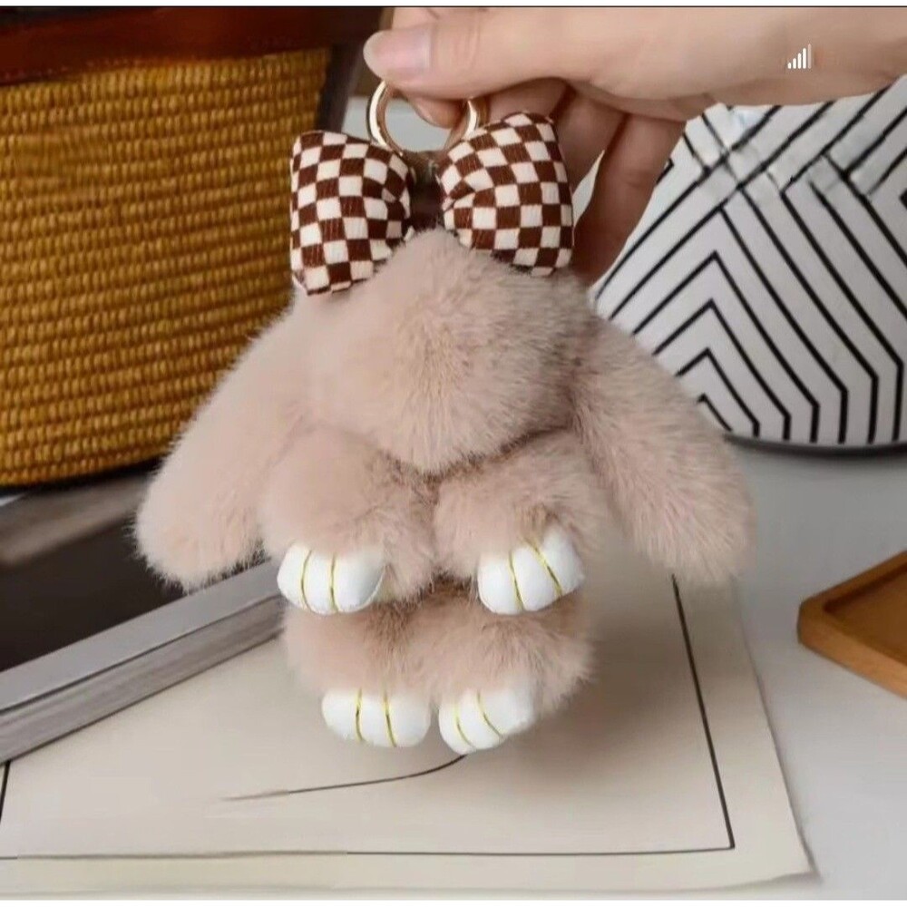 Cute Charm Key Chain Bag pendant Plush Bunny Toy Rabbit Fur Doll Gifts Keychain